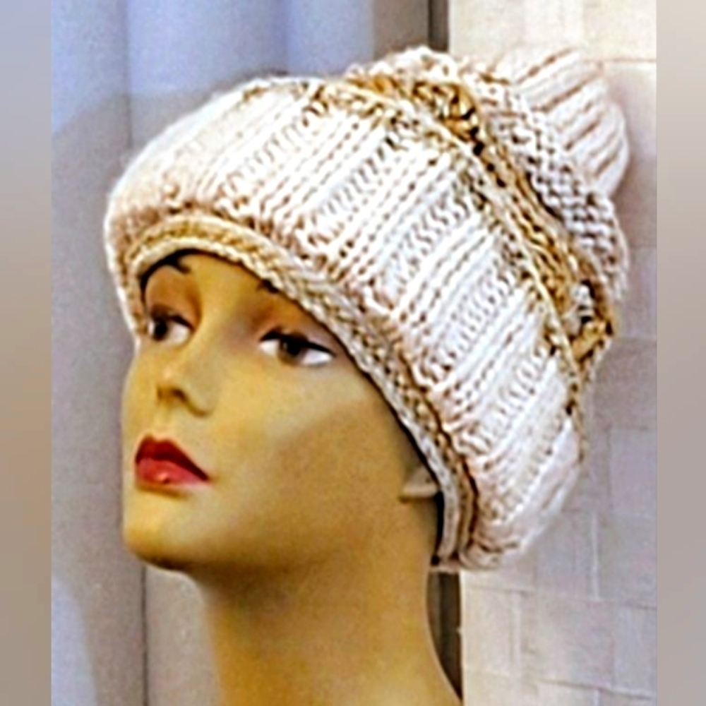 NWT Artisanal Cashmere Blend Monochromatic Beanie - Picture 6 of 11
